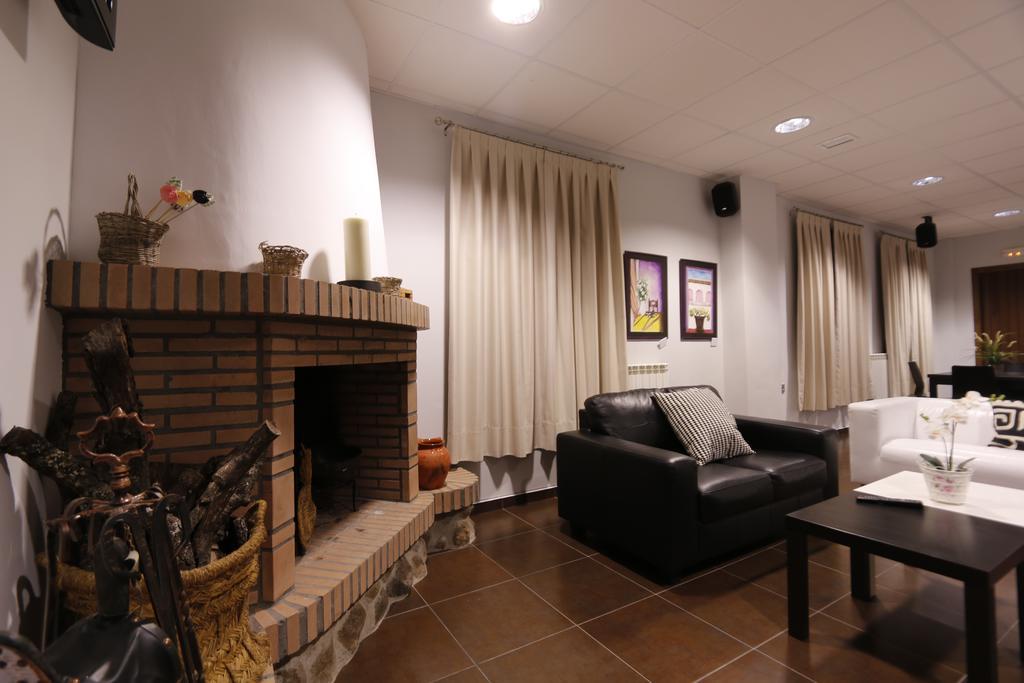 Hotel Rural Arroyo La Plata By Bossh Hotels 헤레스 데 로스 카바예로스 외부 사진