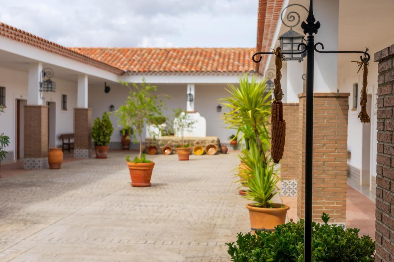 Hotel Rural Arroyo La Plata By Bossh Hotels 헤레스 데 로스 카바예로스 외부 사진