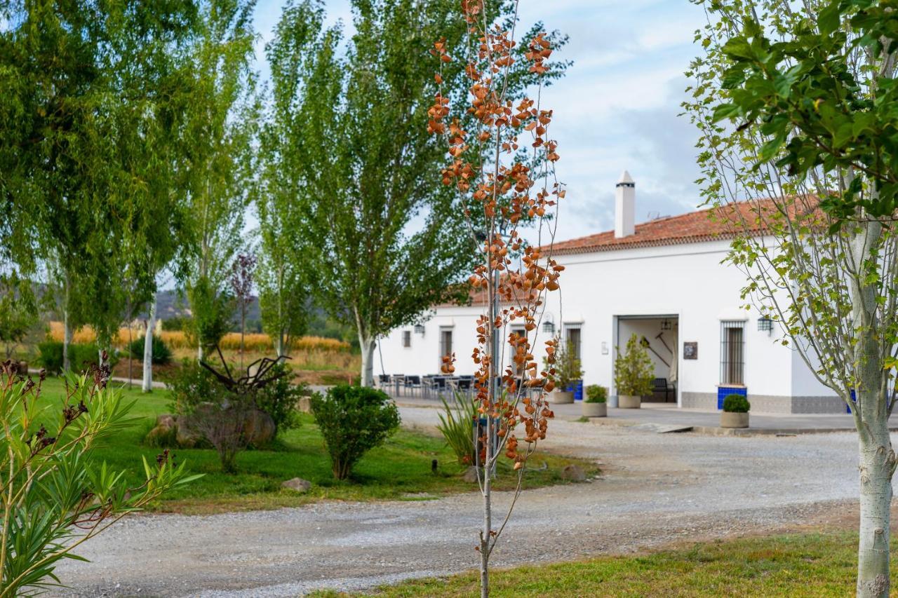Hotel Rural Arroyo La Plata By Bossh Hotels 헤레스 데 로스 카바예로스 외부 사진